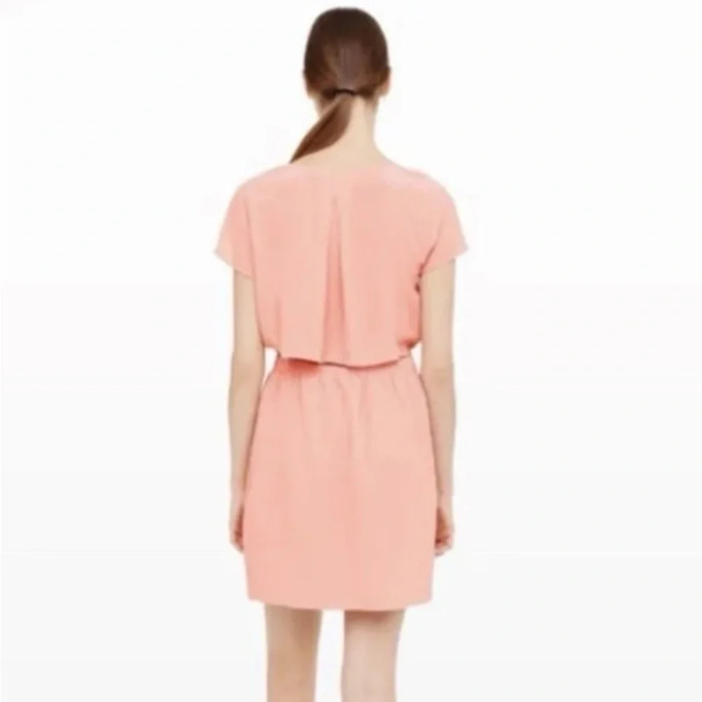 Club Monaco Ruth Cutout Vented Back Silk Light Peach - Picture 2 of 8